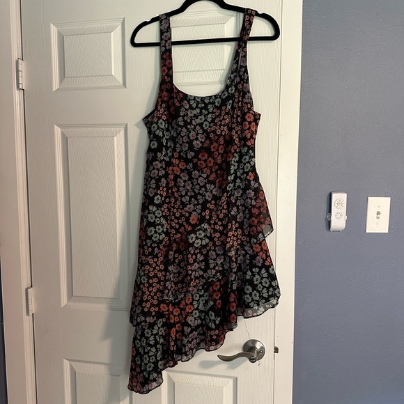 LOVERS AND FRIENDS FLORAL CHIARA MIDI DRESS - Picture 3 of 4